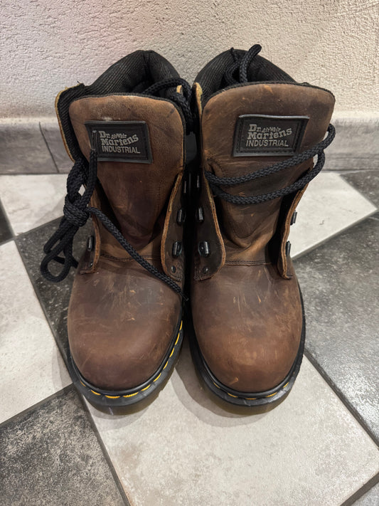 DR MARTENS INDUSTRIAL MADE IN ENGLAND