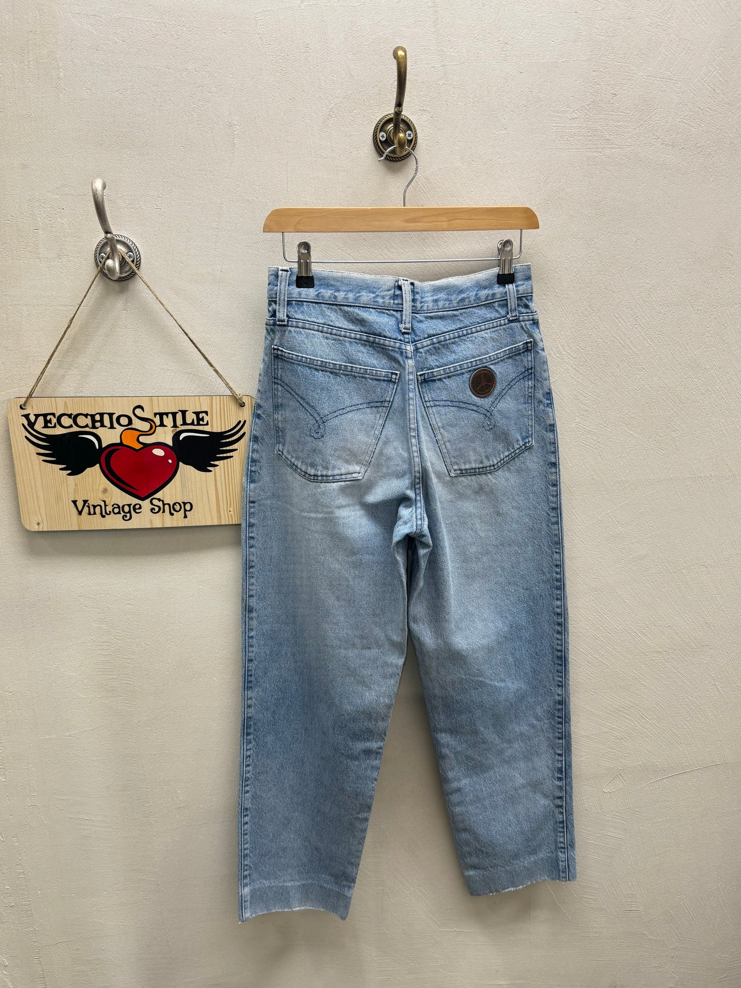 MOSCHINO