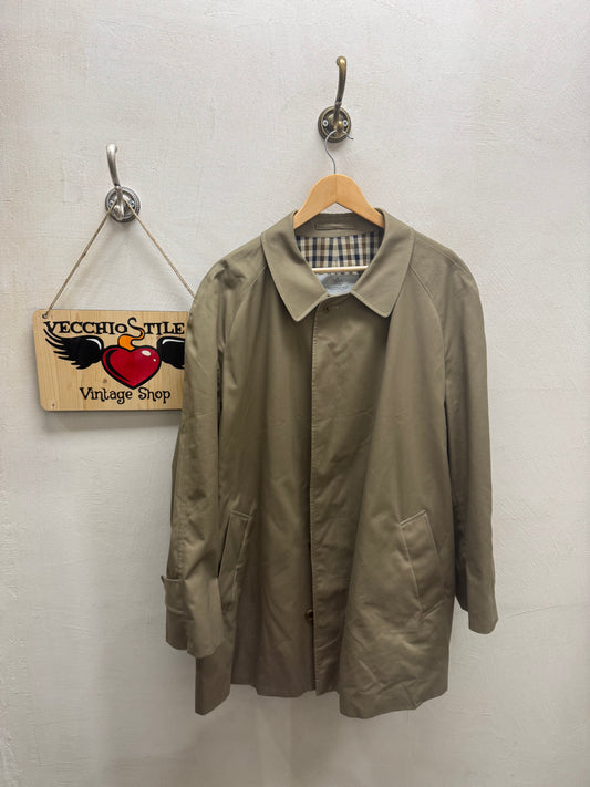 AQUASCUTUM OF LONDON