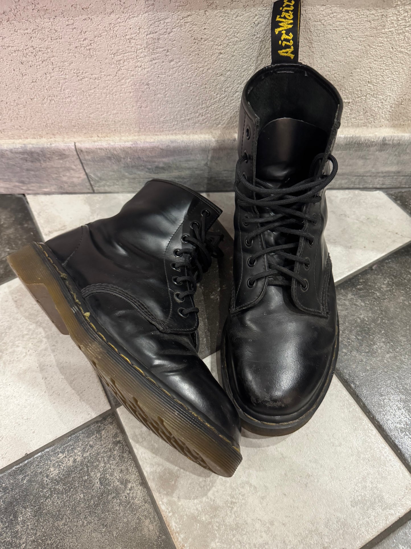 DR MARTENS 1460 MADE IN ENGLAND