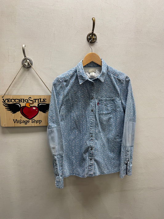 LEVI’S