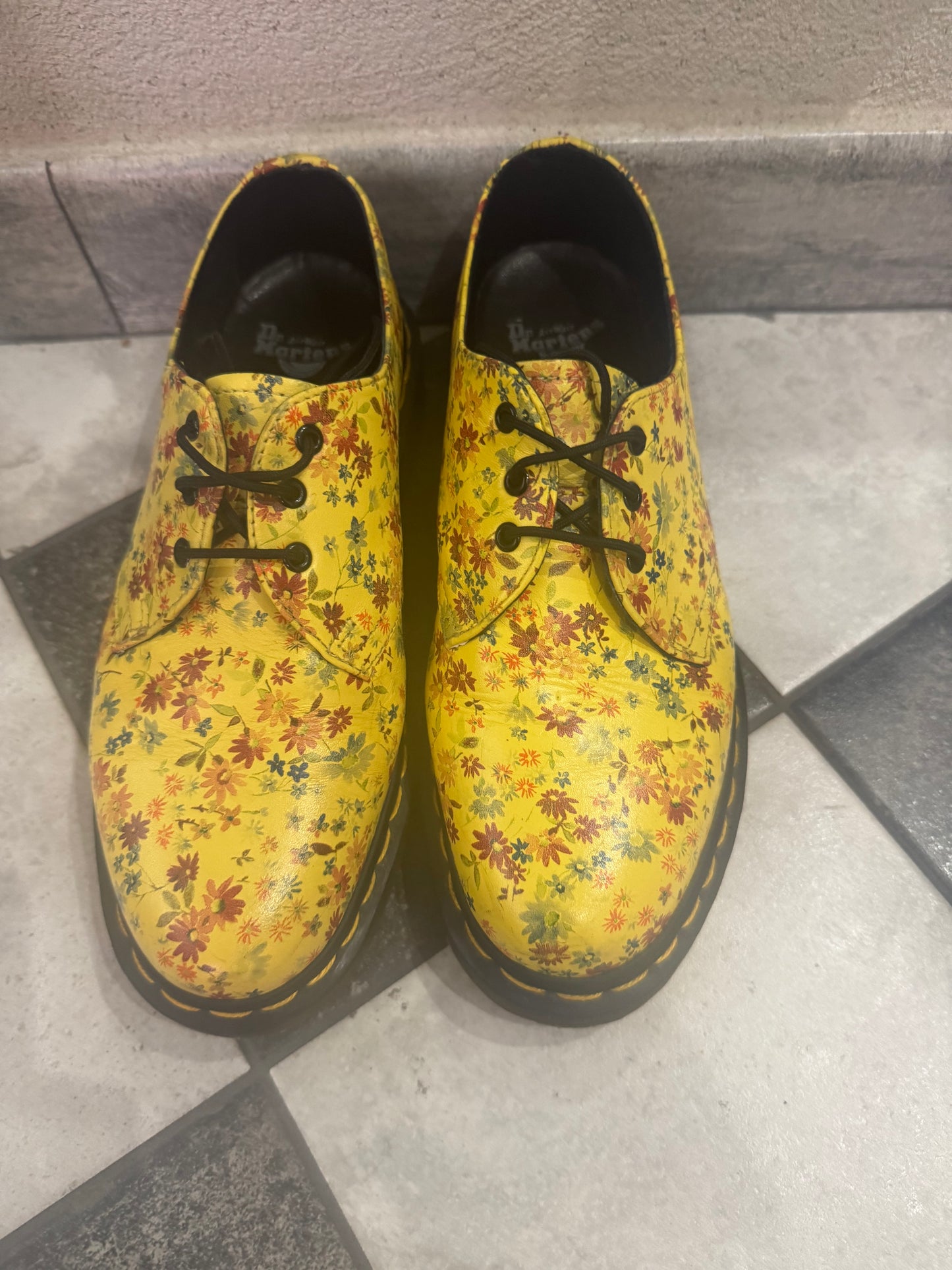 DR.MARTENS 10084