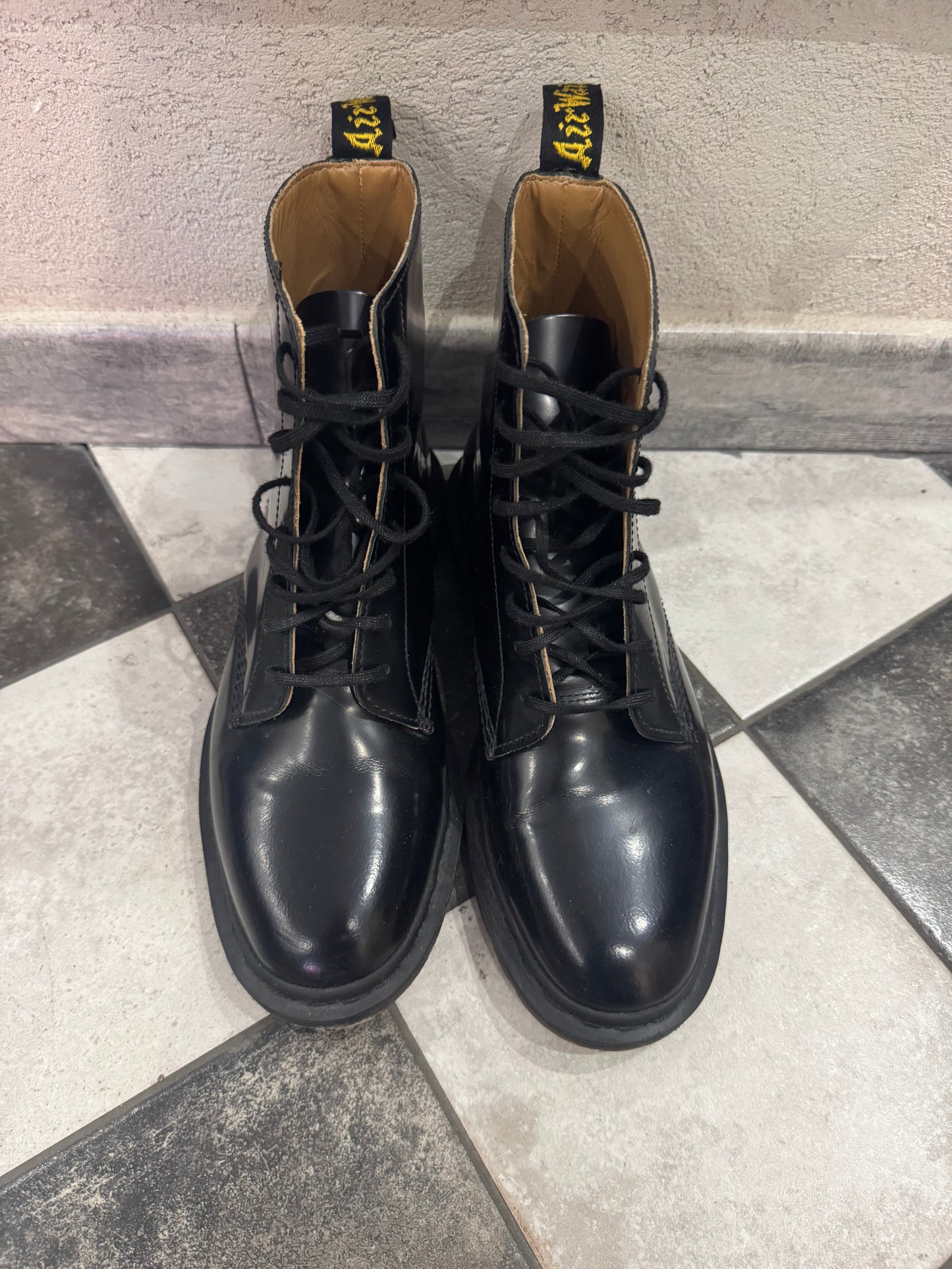 DR.MARTENS WINCHESTER II