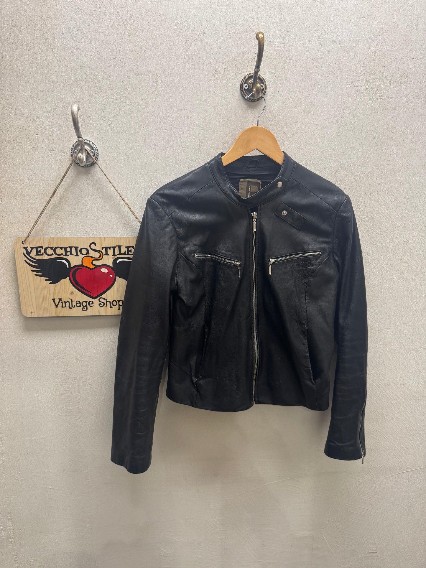 REAL LEATHER