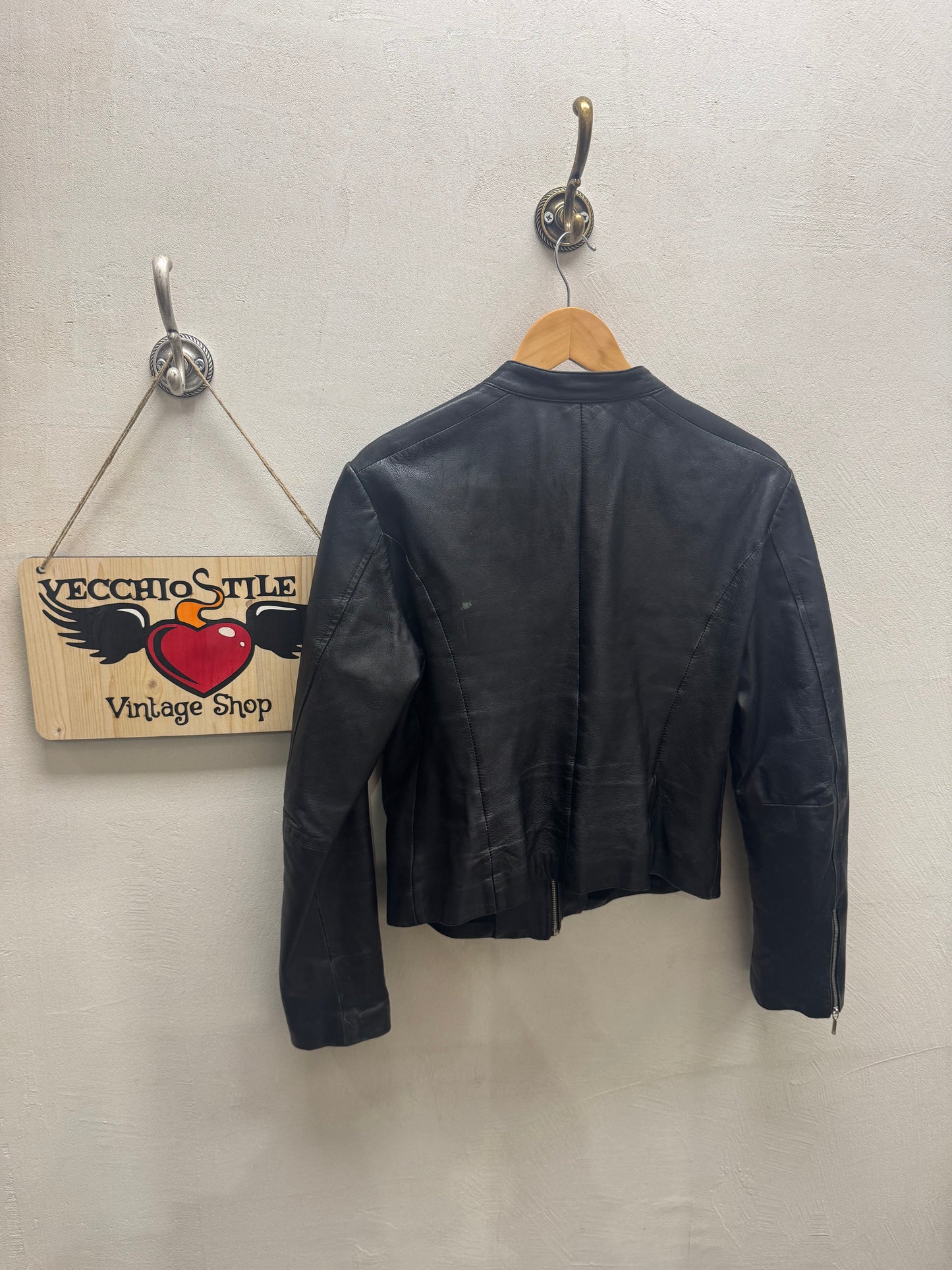 REAL LEATHER