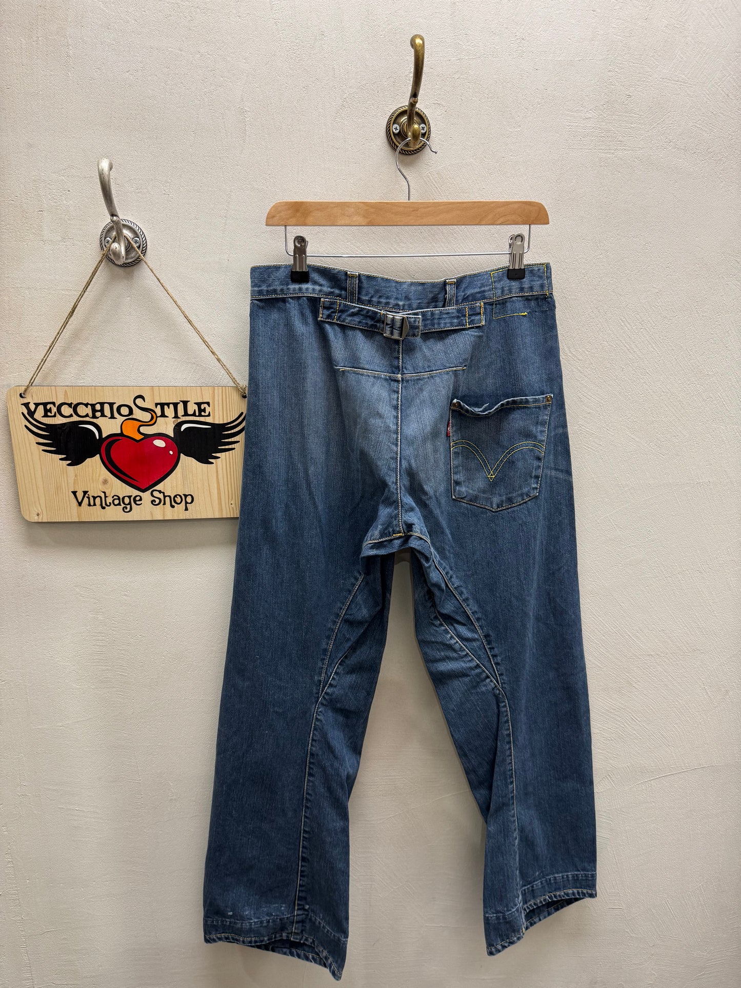 LEVI’S ENGINEERED