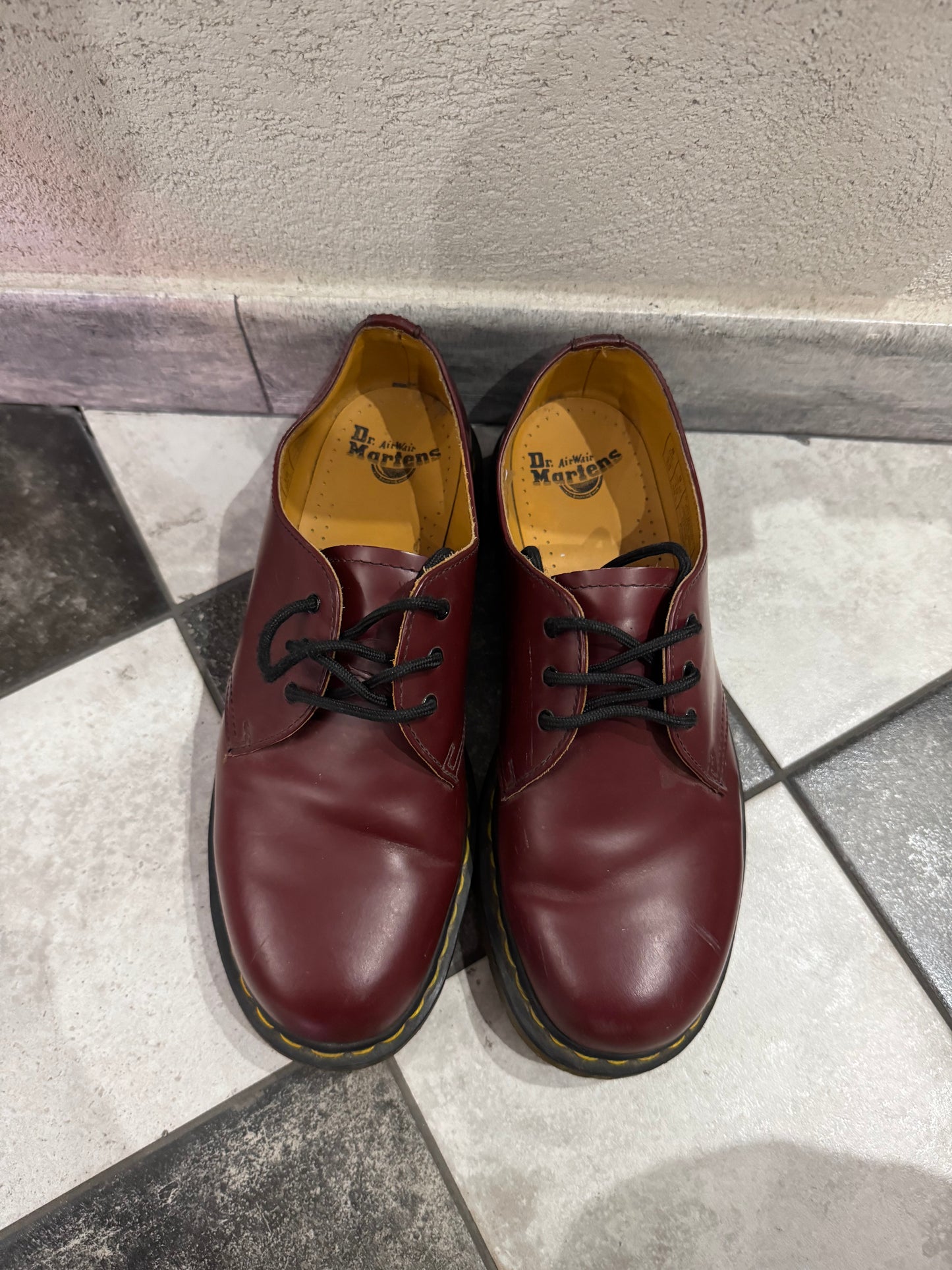 DR MARTENS 10085