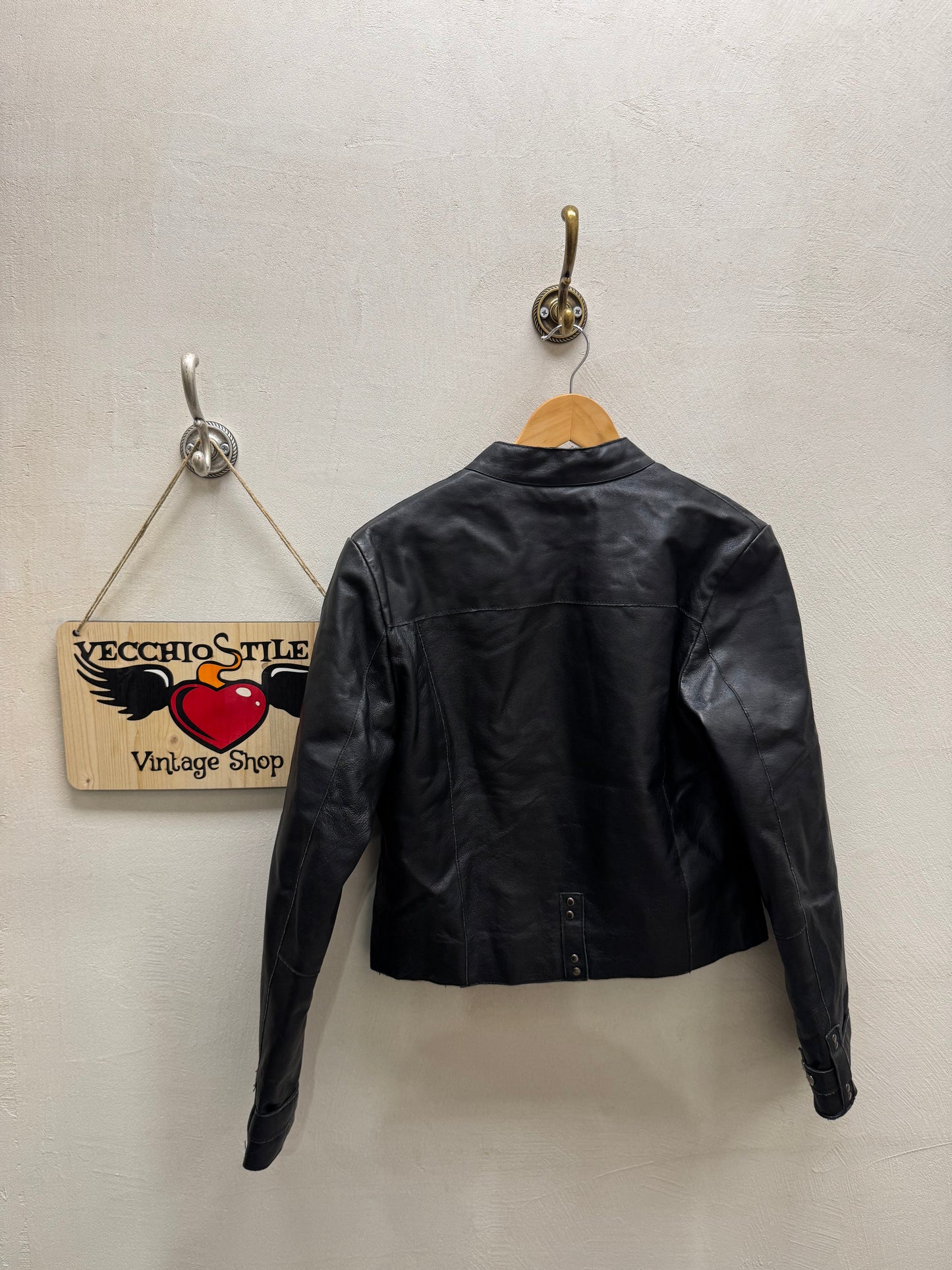 REAL LEATHER