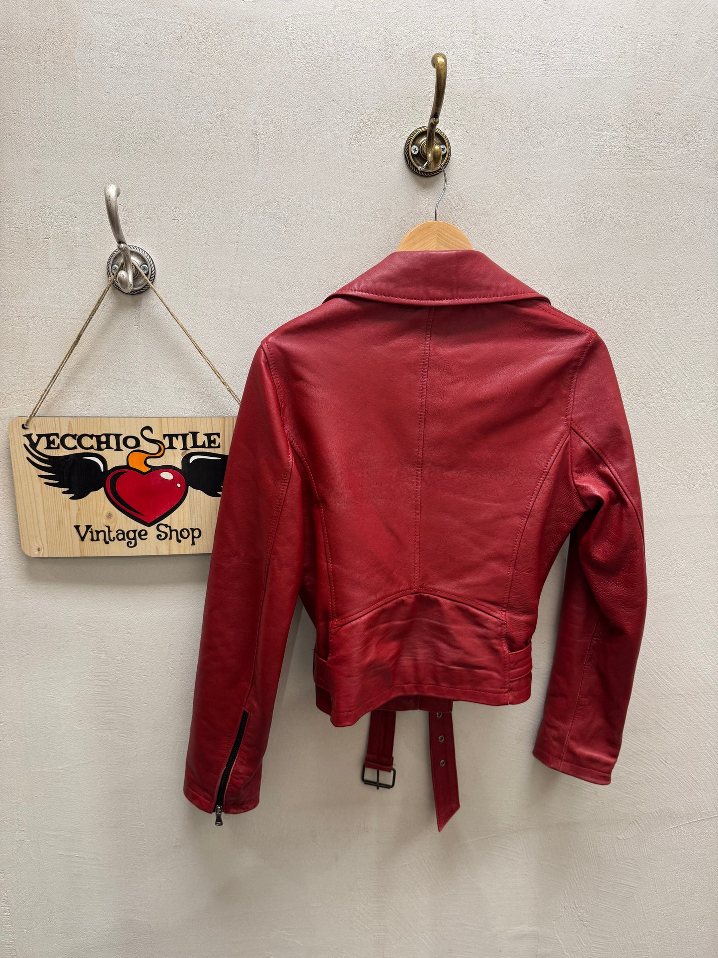 REAL LEATHER