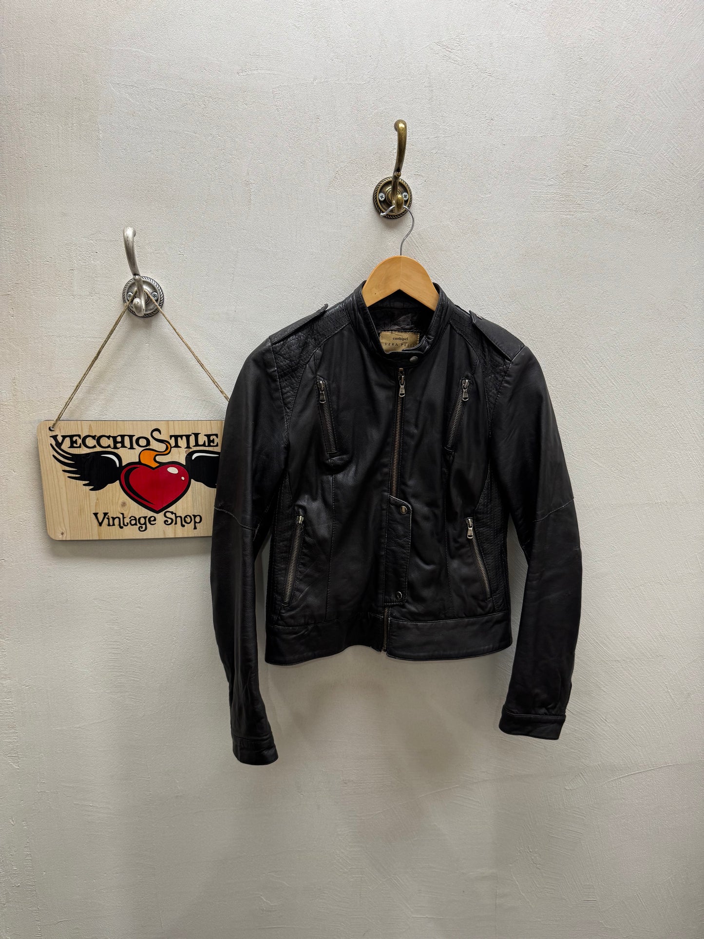 REAL LEATHER