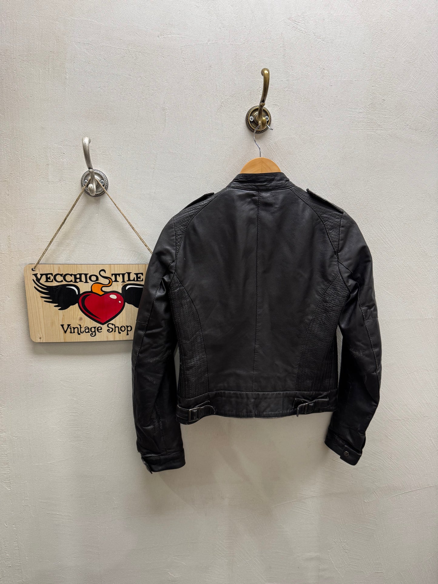 REAL LEATHER