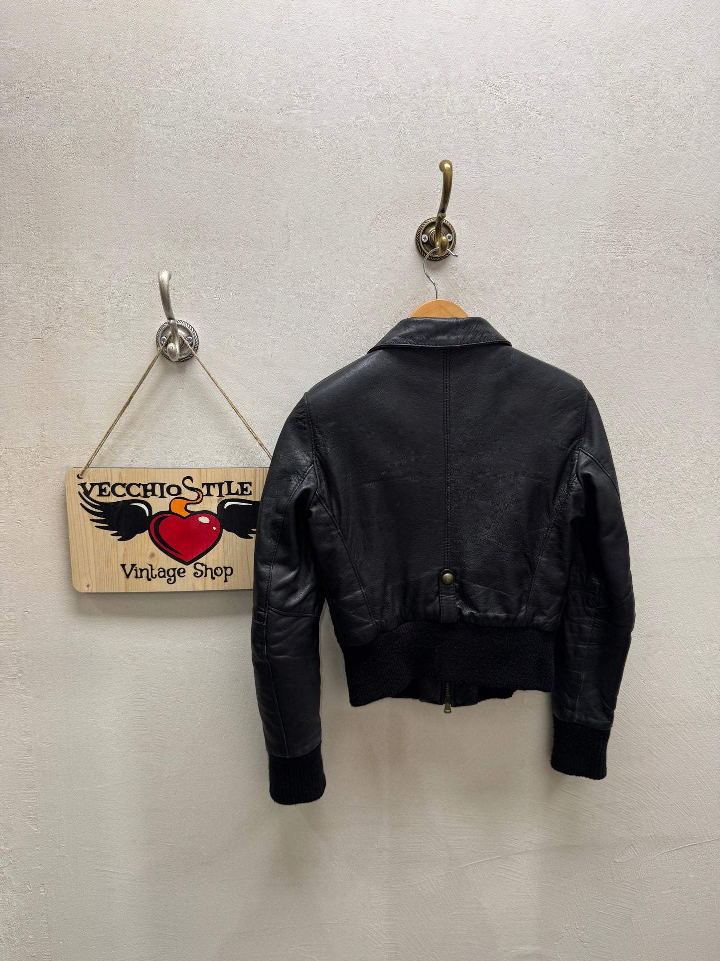 REAL LEATHER