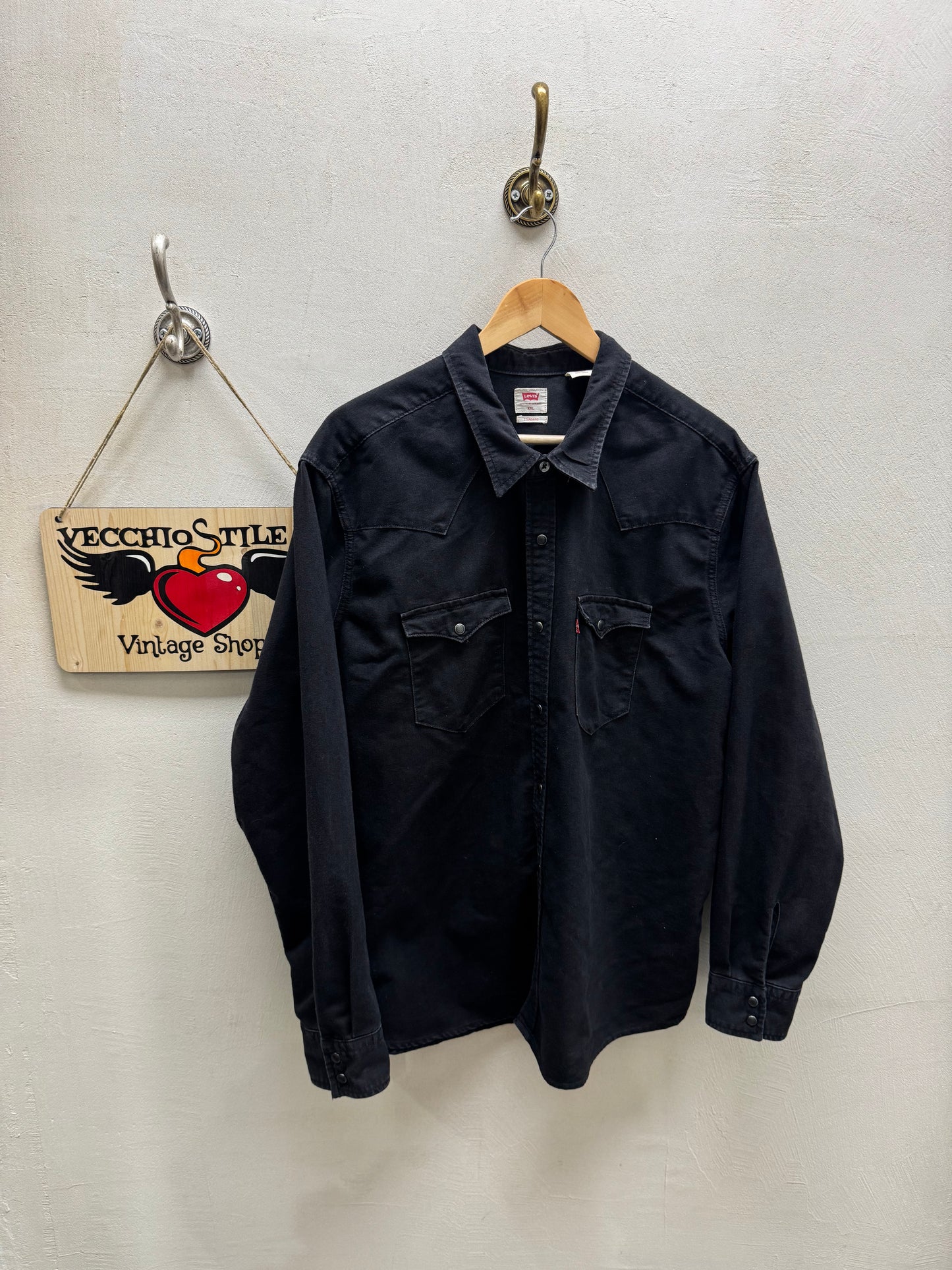 LEVI’S