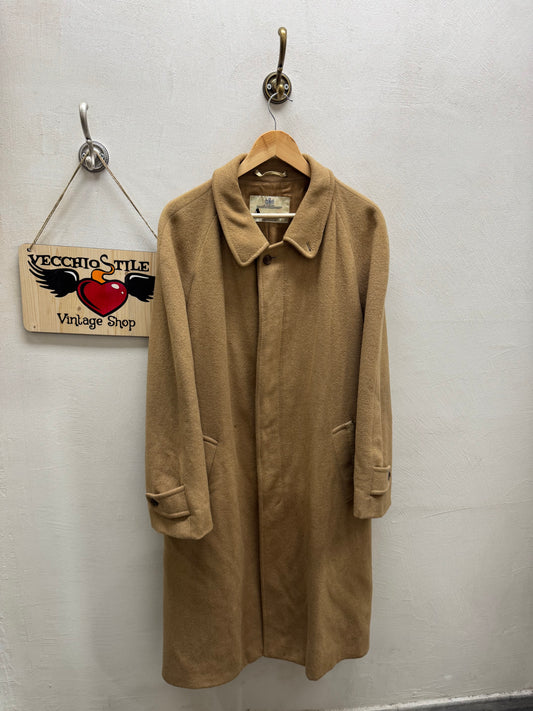 AQUASCUTUM OF LONDON