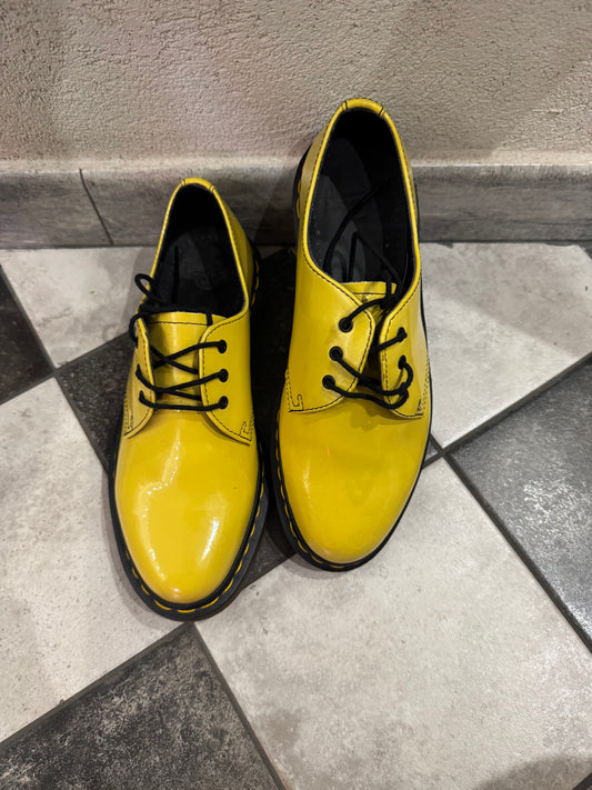 DR MARTENS 10084