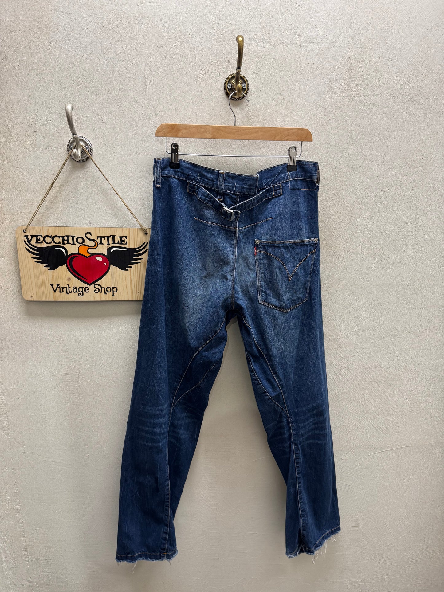LEVI’S ENGINEERED
