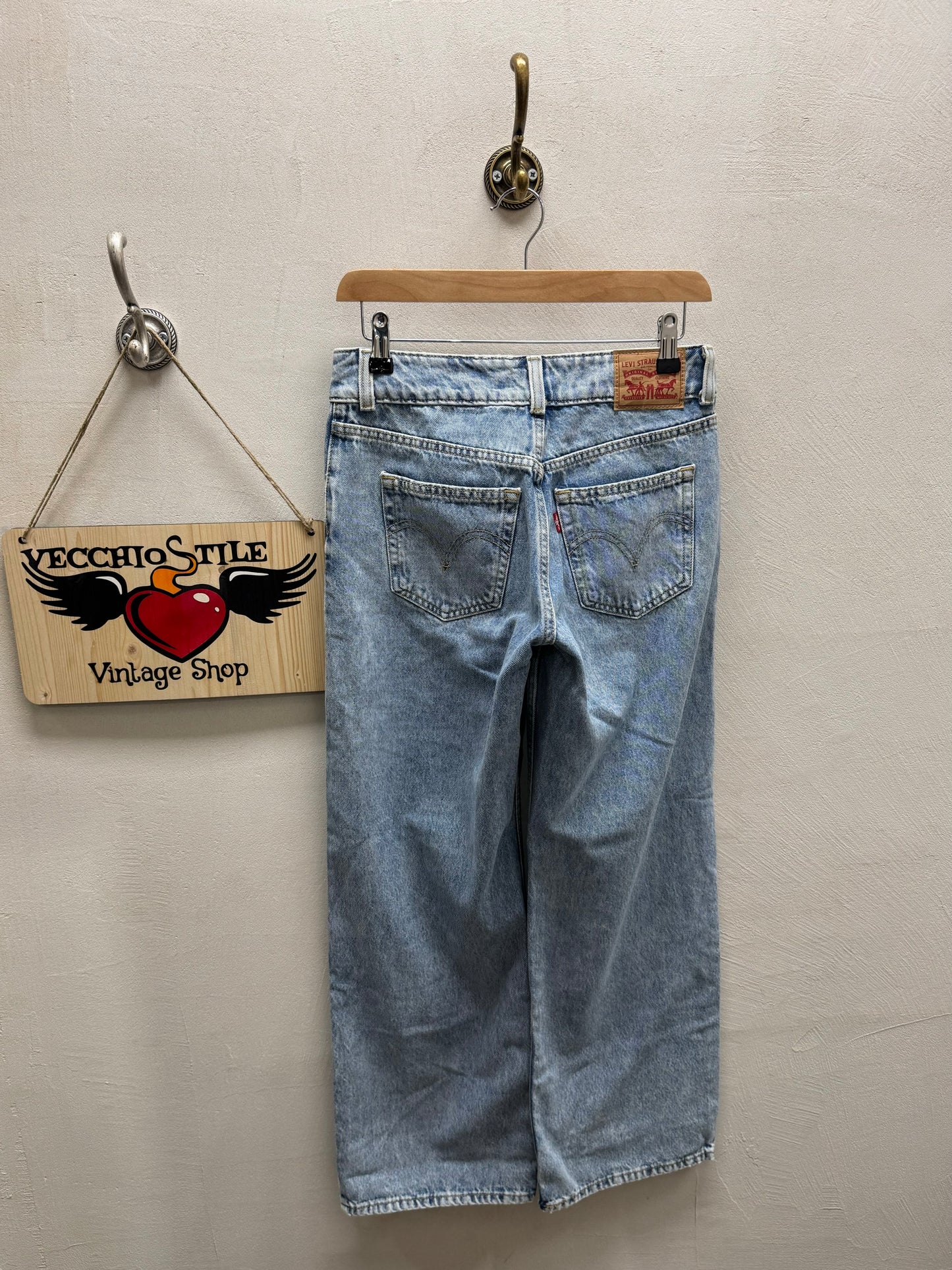 LEVI’S SUPERLOW