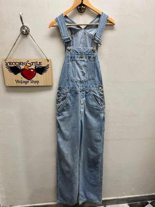 LEVI’S