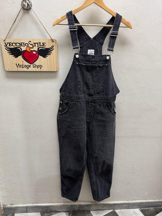 CHEAP MONDAY