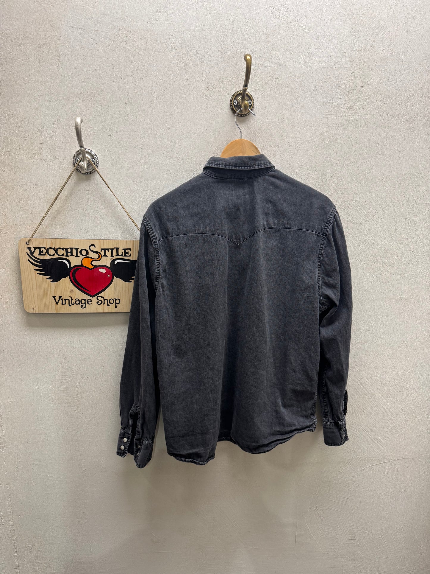 LEVI’S