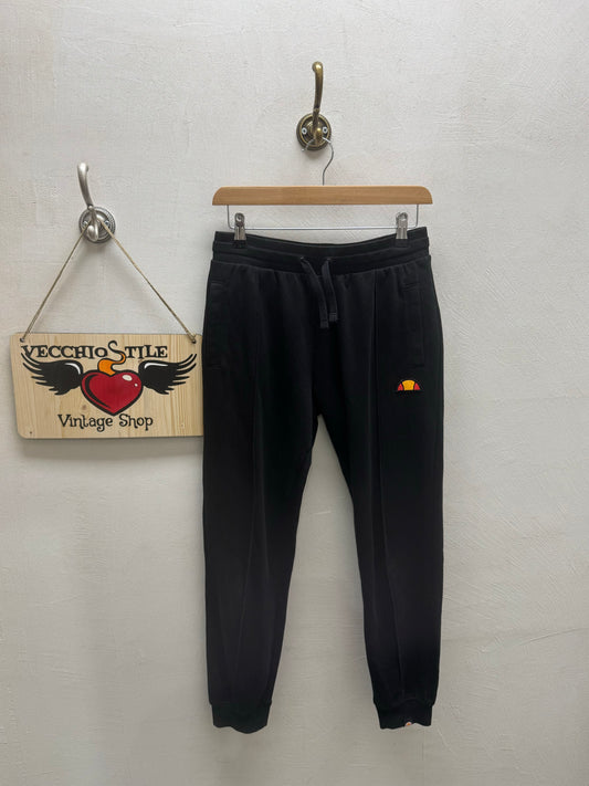 ELLESSE