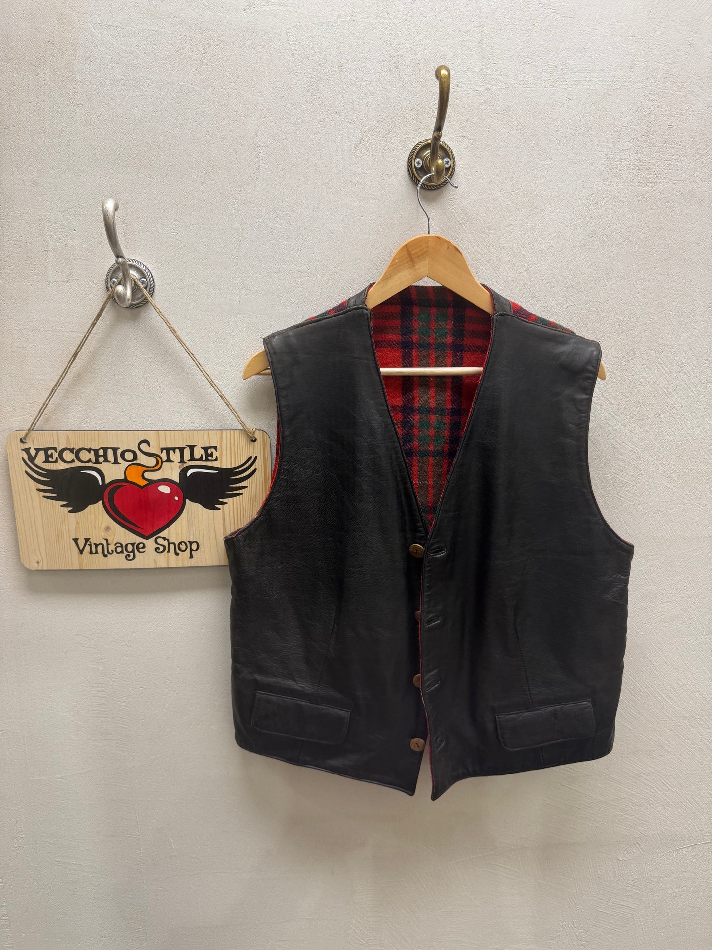 REAL LEATHER