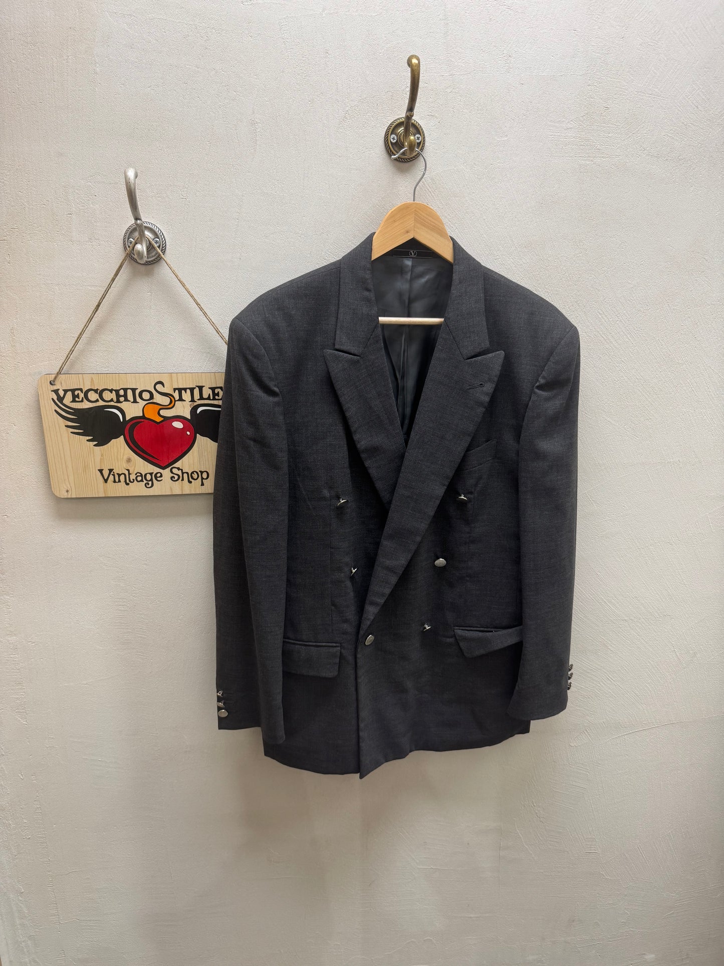 VALENTINO
