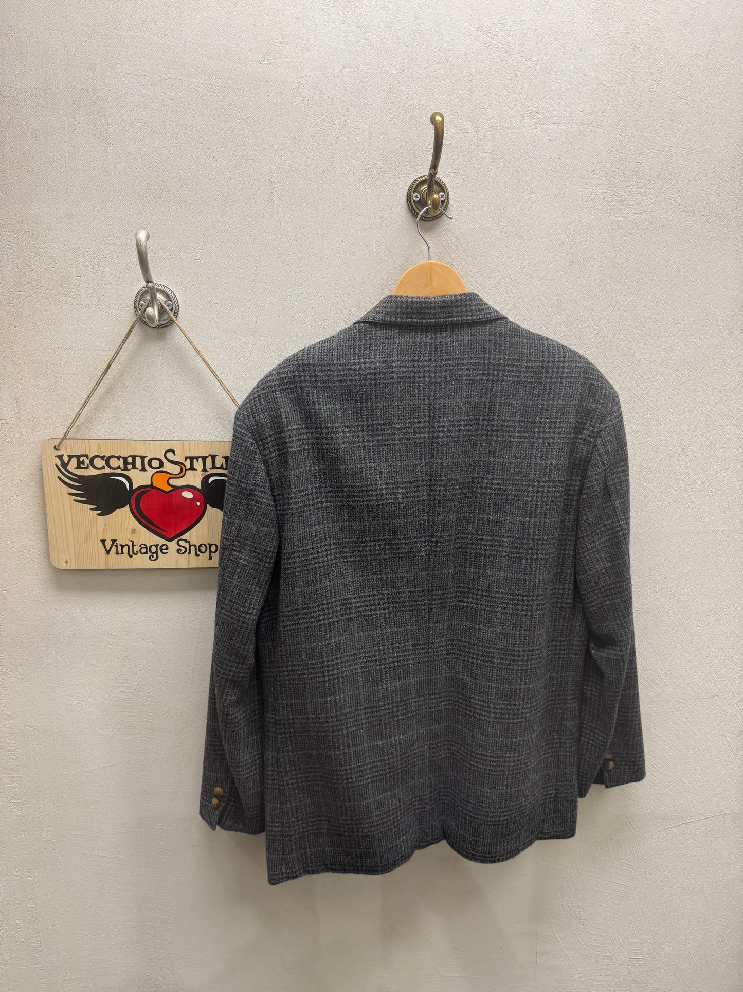 OLIVER BY VALENTINO