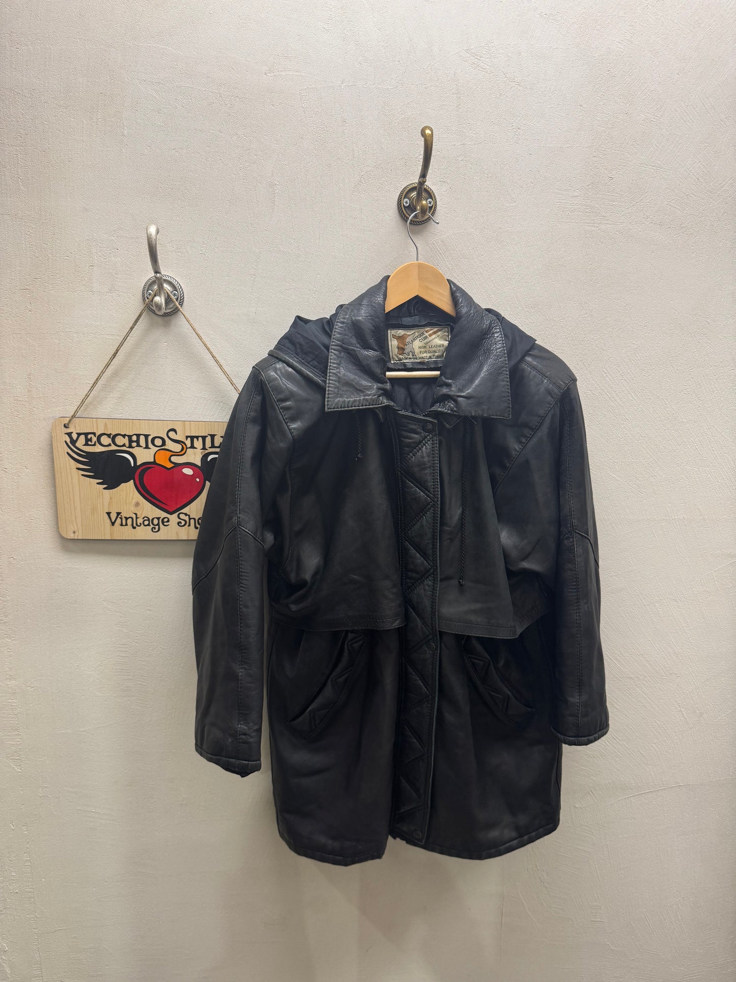 REAL LEATHER
